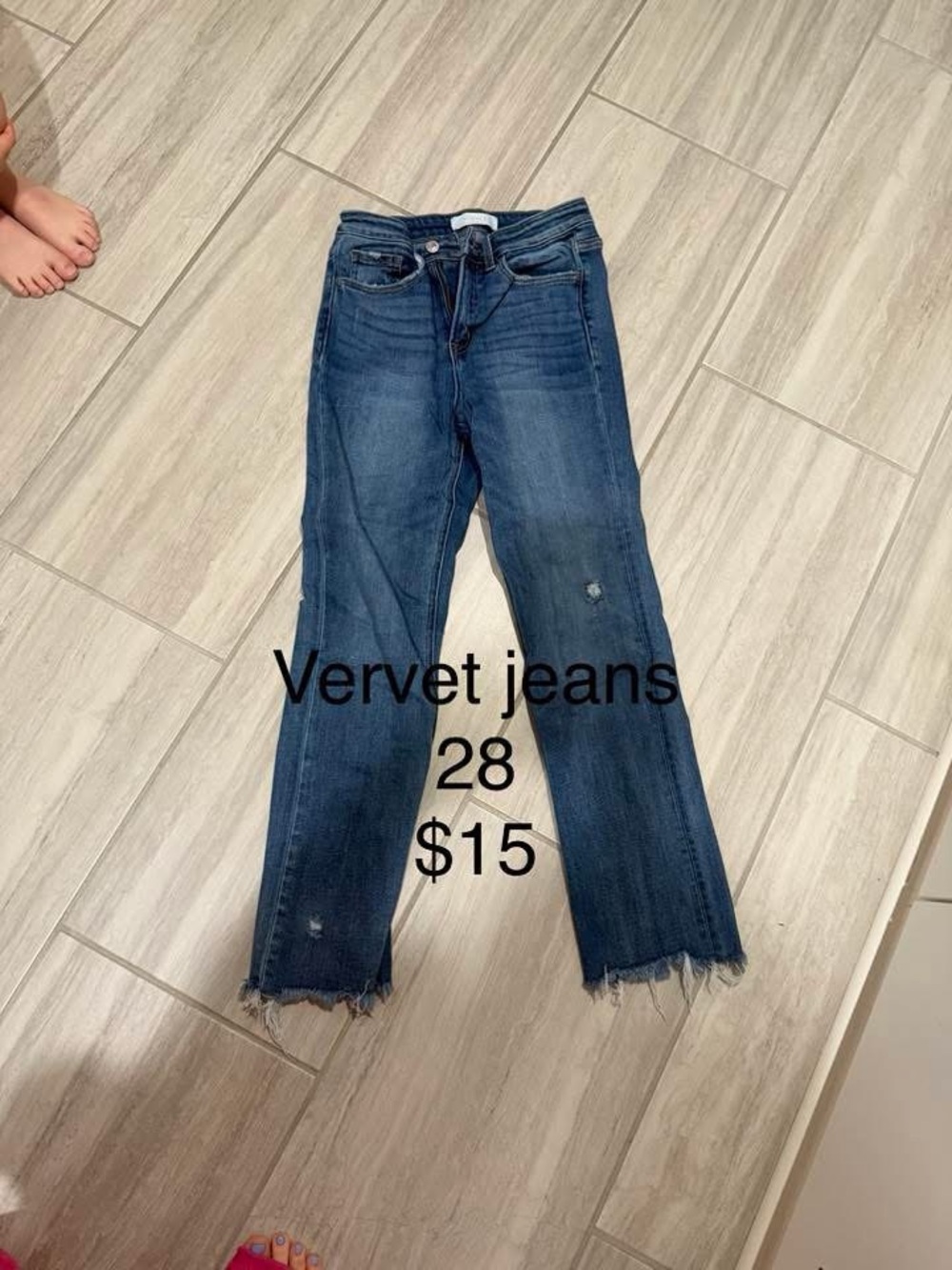 Vervet Women's Cropped Straight Jeans in Dark Blue